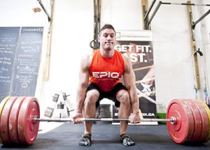 Participant starts to powerlift