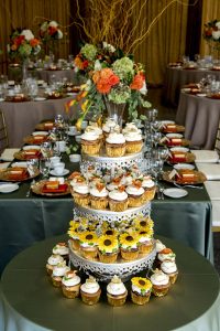 Alderlea tiered cupcake display